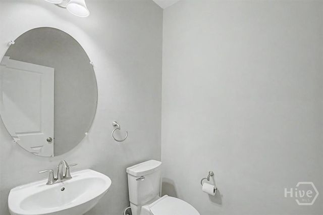 18 Minning Loop, Richmond Hill, GA 31324