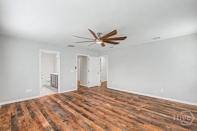 18 Minning Loop, Richmond Hill, GA 31324