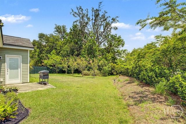 18 Minning Loop, Richmond Hill, GA 31324