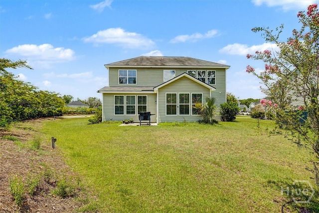 18 Minning Loop, Richmond Hill, GA 31324
