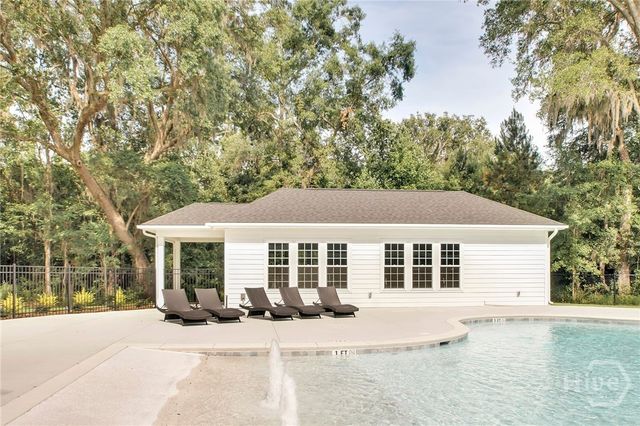18 Minning Loop, Richmond Hill, GA 31324