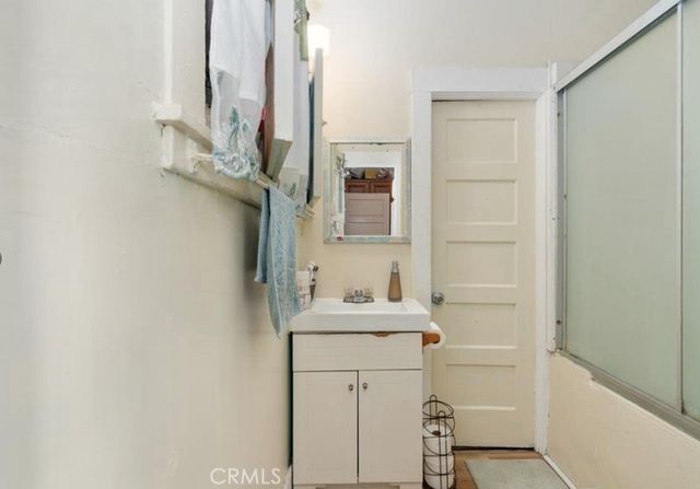 2210 Scott, Los Angeles, CA 90026