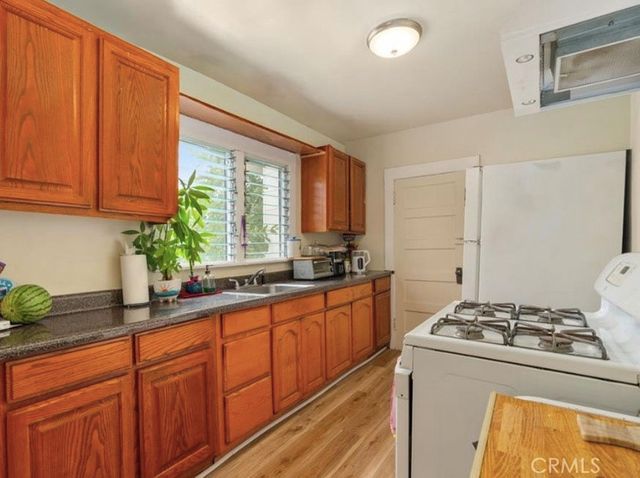 2210 Scott, Los Angeles, CA 90026