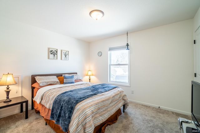 3880 W Kings Pass, Warsaw, IN 46582