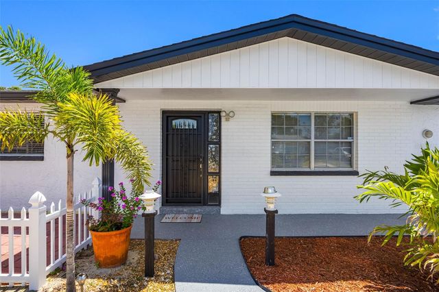 1036 VIKING DRIVE, Holiday, FL 34691
