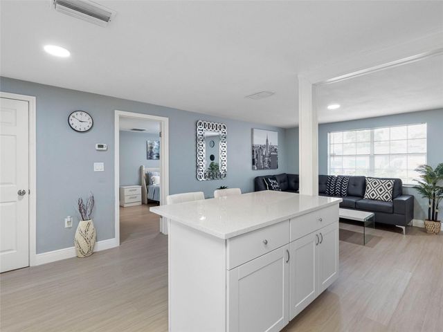 1036 VIKING DRIVE, Holiday, FL 34691