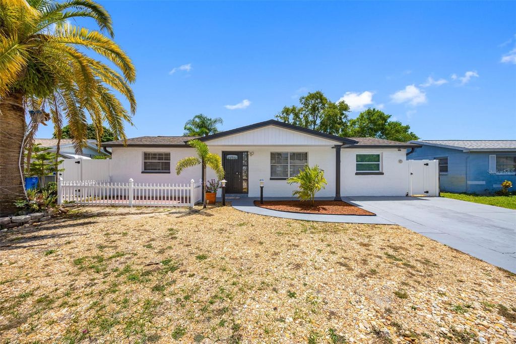 1036 VIKING DRIVE, Holiday, FL 34691