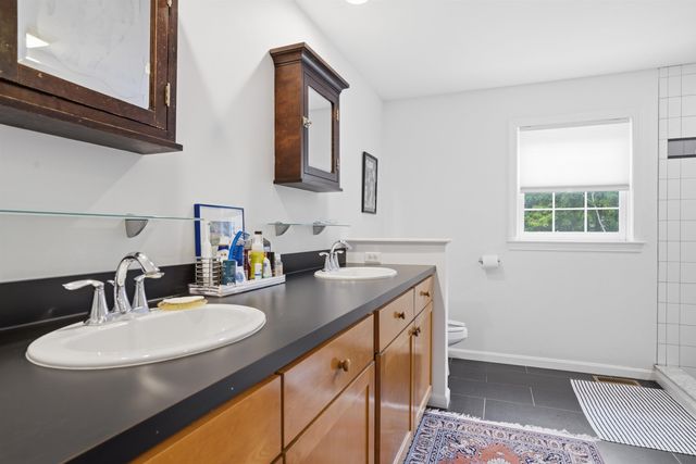 3 Sandstone Drive, Nashua, NH 03063