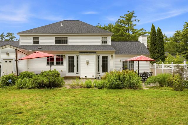 3 Sandstone Drive, Nashua, NH 03063