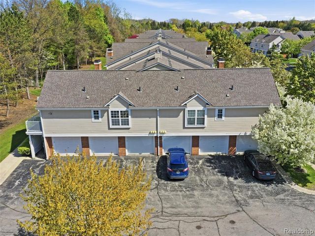 56471 Scotland Boulevard, Utica, MI 48316