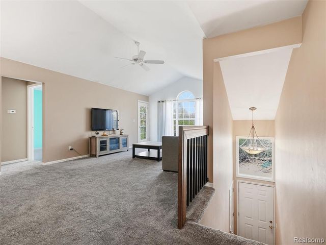 56471 Scotland Boulevard, Utica, MI 48316