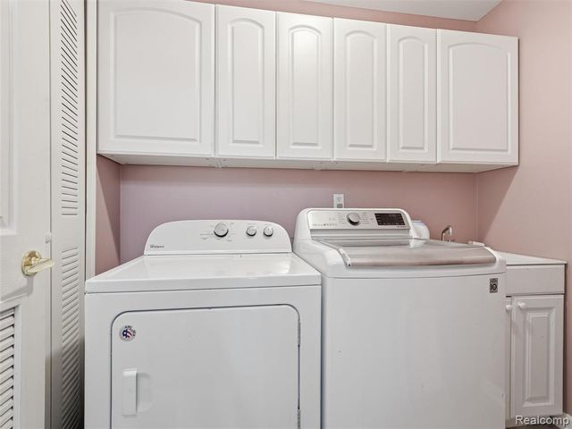 56471 Scotland Boulevard, Utica, MI 48316