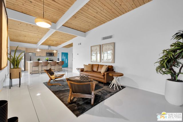 2410 N Starr Road, Palm Springs, CA 92262