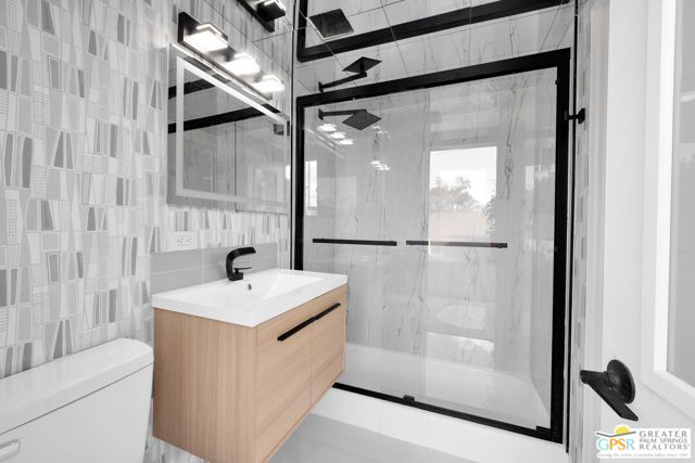 2410 N Starr Road, Palm Springs, CA 92262