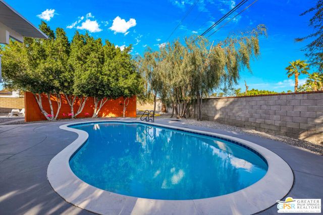 2410 N Starr Road, Palm Springs, CA 92262