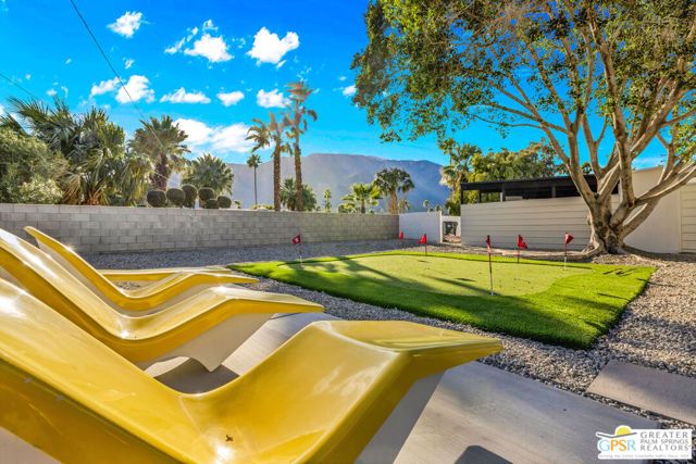 2410 N Starr Road, Palm Springs, CA 92262