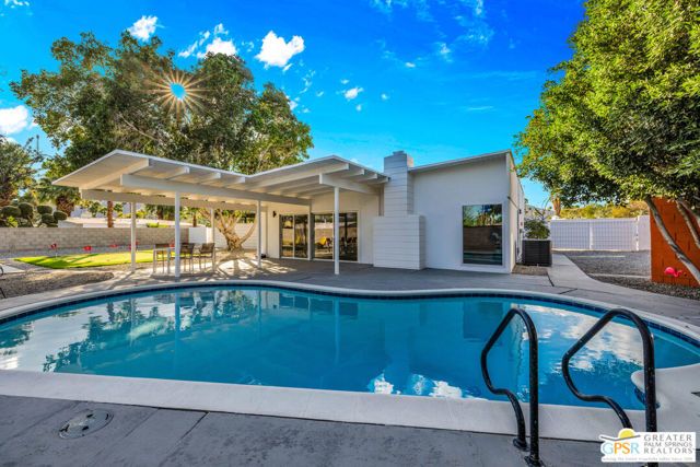 2410 N Starr Road, Palm Springs, CA 92262