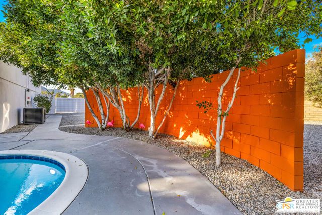 2410 N Starr Road, Palm Springs, CA 92262