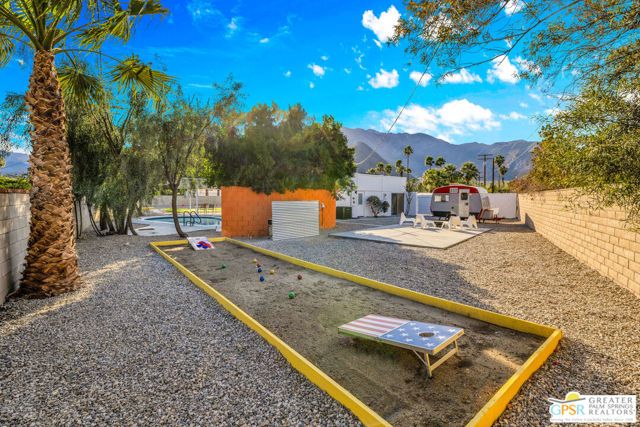 2410 N Starr Road, Palm Springs, CA 92262