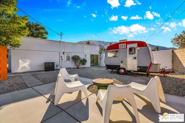 2410 N Starr Road, Palm Springs, CA 92262