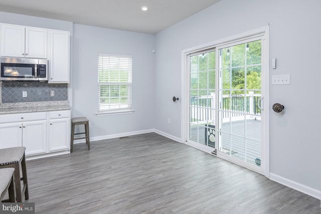 53 OAK LN, Carneys Point, NJ 08069