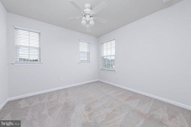 53 OAK LN, Carneys Point, NJ 08069