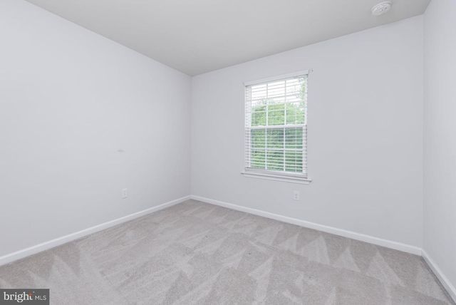 53 OAK LN, Carneys Point, NJ 08069