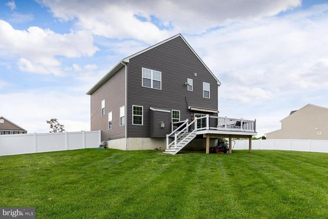 53 OAK LN, Carneys Point, NJ 08069