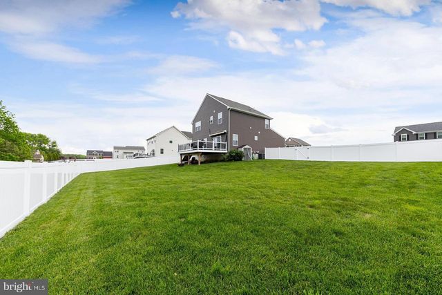 53 OAK LN, Carneys Point, NJ 08069