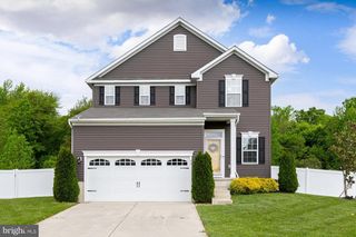 53 OAK LN, Carneys Point, NJ 08069