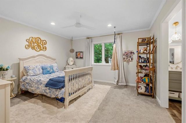 12209 Wenonga Road, Leawood, KS 66209