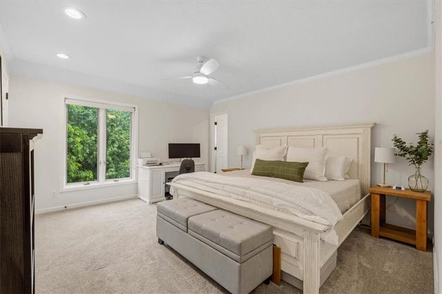 12209 Wenonga Road, Leawood, KS 66209