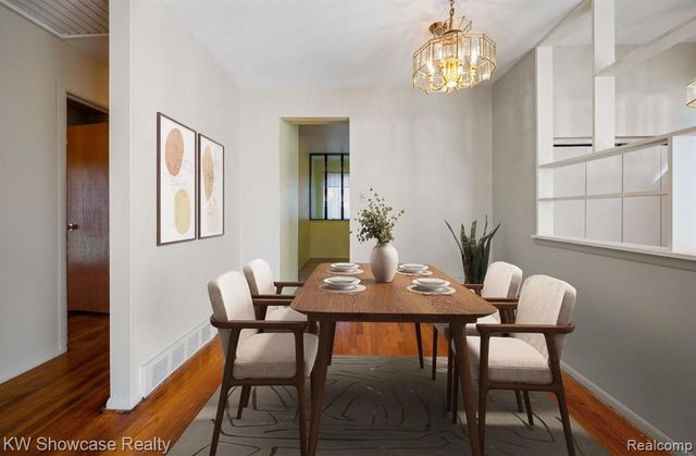 19647 Osmus Street, Livonia, MI 48152