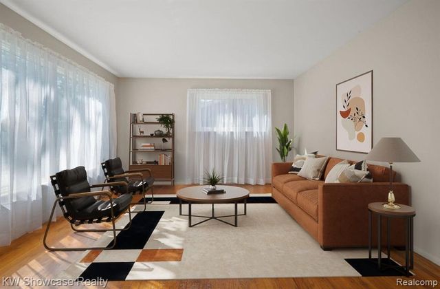 19647 Osmus Street, Livonia, MI 48152