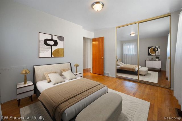 19647 Osmus Street, Livonia, MI 48152