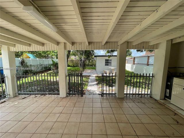 508 E 40th Street, Hialeah, FL 33013
