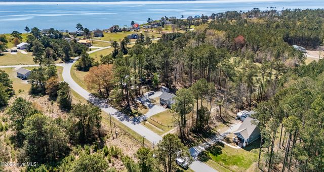 1890 White Farm Road 15, Oriental, NC 28571