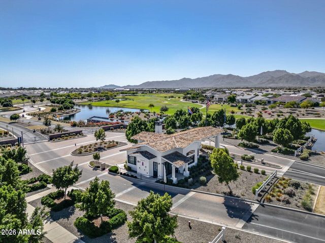 17165 W PIPERTON Street W, Surprise, AZ 85388