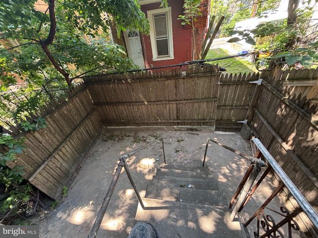 1812 S 57TH ST, Philadelphia, PA 19143