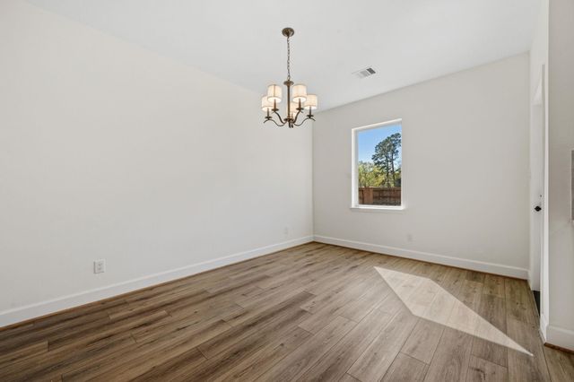 708 Duncan Avenue, Cleveland, TX 77327