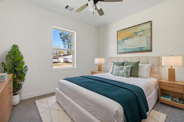 708 Duncan Avenue, Cleveland, TX 77327