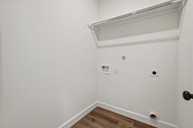 708 Duncan Avenue, Cleveland, TX 77327