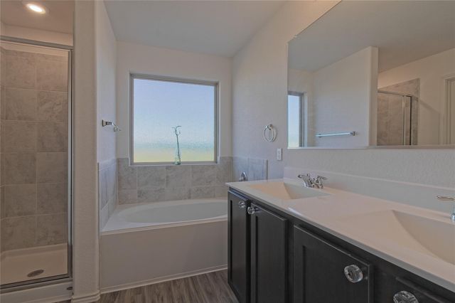 505 Greatest Gift WAY, Jarrell, TX 76537