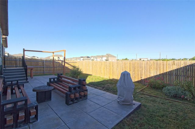 505 Greatest Gift WAY, Jarrell, TX 76537