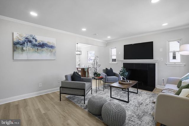 6909 GATEWAY BLVD, District Heights, MD 20747