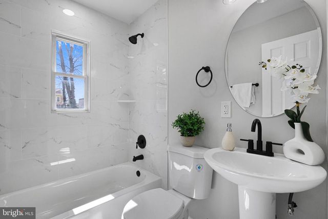 6909 GATEWAY BLVD, District Heights, MD 20747