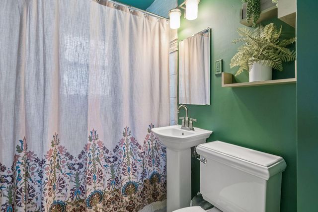 2941 Quebec Avenue S, Saint Louis Park, MN 55426