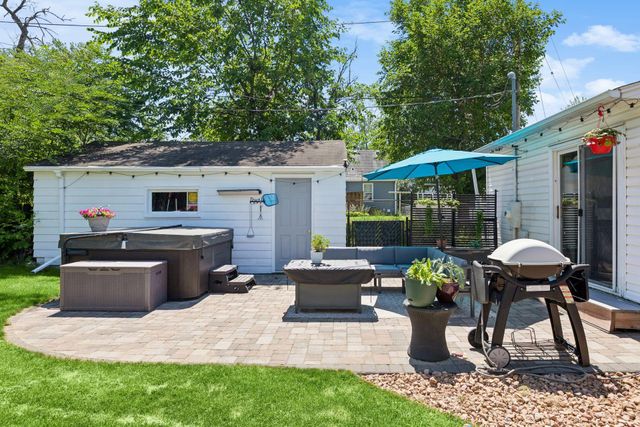 2941 Quebec Avenue S, Saint Louis Park, MN 55426