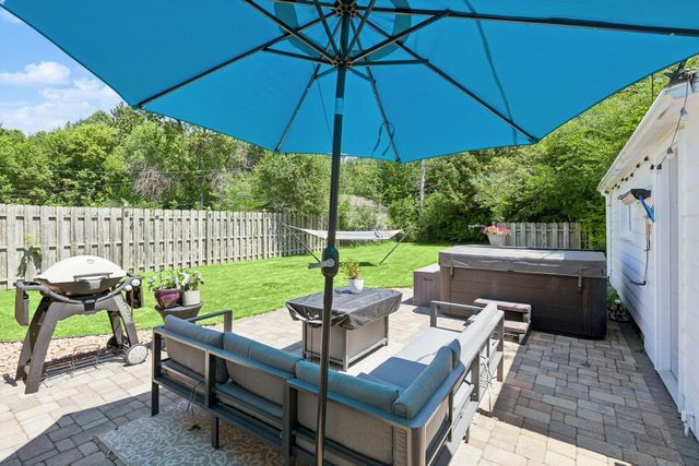 2941 Quebec Avenue S, Saint Louis Park, MN 55426