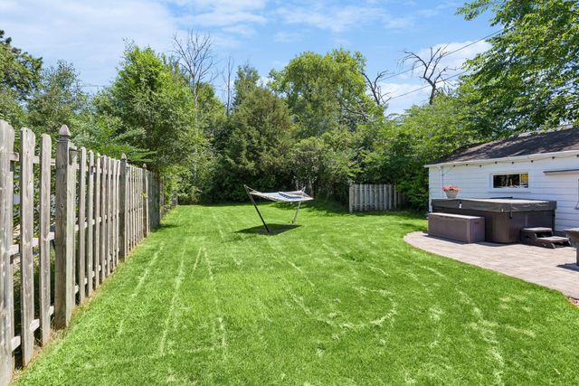 2941 Quebec Avenue S, Saint Louis Park, MN 55426